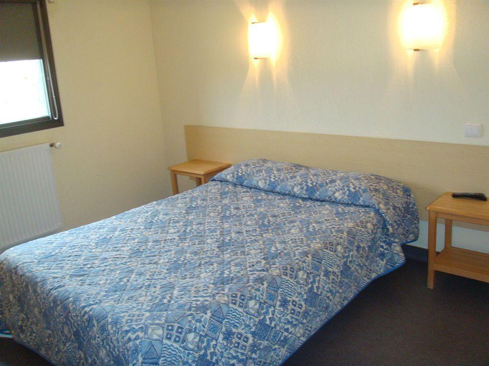 Hotel Eco Banassac Buitenkant foto