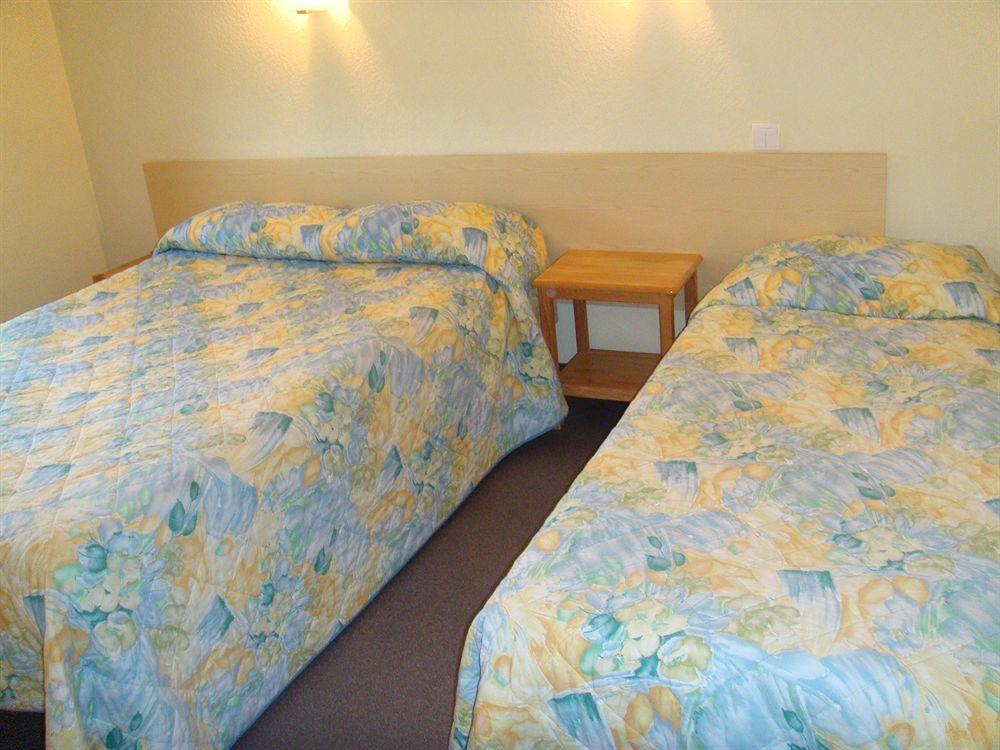 Hotel Eco Banassac Buitenkant foto