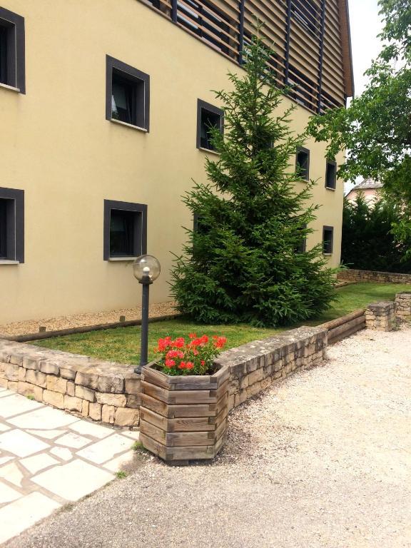 Hotel Eco Banassac Buitenkant foto